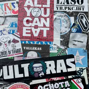 󠁧󠁢󠁳󠁣󠁴󠁿 Hibernian football sticker #2743 found in this city
