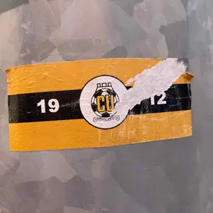 󠁧󠁢󠁥󠁮󠁧󠁿 Cambridge United F.C. football sticker #2518 found in this city