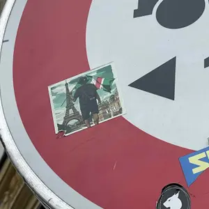 MC Alger football sticker #4118 found in this city