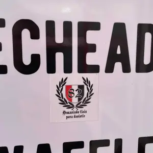 SL Benfica football sticker #3786 found in this city