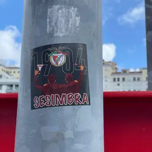 SL Benfica football sticker #3822 found in this city