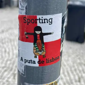 SL Benfica football sticker #3880 found in this city