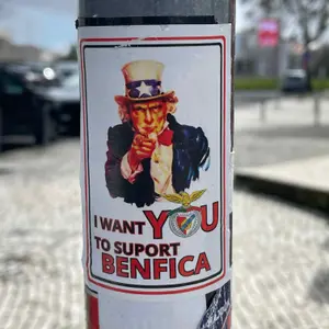 SL Benfica football sticker #3884 found in this city