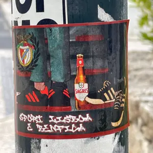 SL Benfica football sticker #4582 found in this city