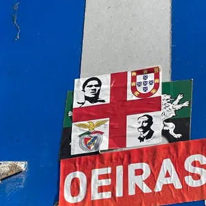 SL Benfica football sticker #4600 found in this city