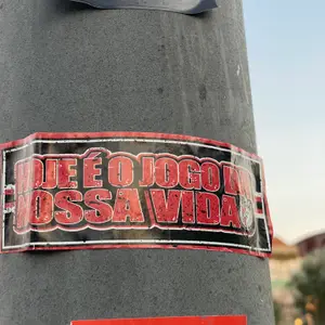 SL Benfica football sticker #4640 found in this city