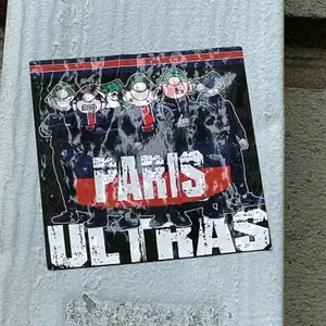 Paris Saint-Germain football sticker #4112 found in this city