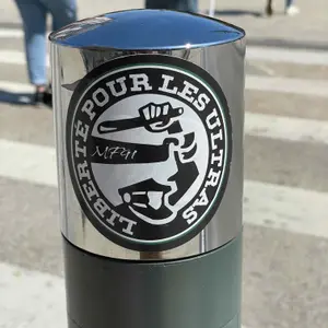 Sticker #4082