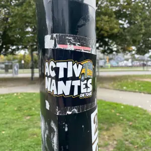 Nantes football sticker #3156 found in this city