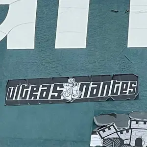 Nantes football sticker #3160 found in this city