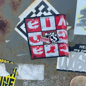 Cracovia football sticker #3683 found in this city