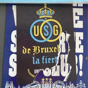 Royale Union Saint-Gilloise football sticker #2885 found in this city