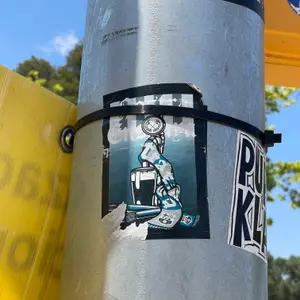 FC Barcelona football sticker #4359 found in this city