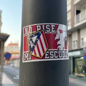 Atlético Madrid football sticker #3033 found in this city