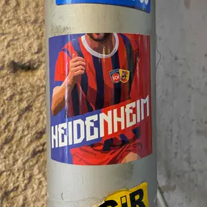 1 FC Heidenheim football sticker #3371 found in this city