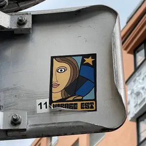 1 FC Saarbrücken football sticker #4809 found in this city