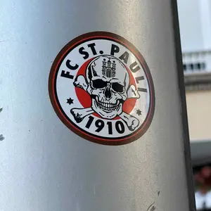 FC St Pauli football sticker #2298 found in this city