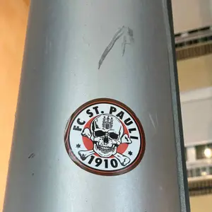 FC St Pauli football sticker #3481 found in this city