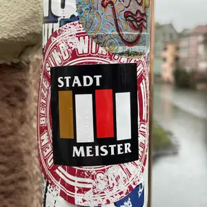 FC St Pauli football sticker #3531 found in this city