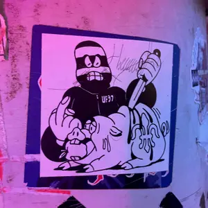 Eintracht Frankfurt football sticker #3462 found in this city