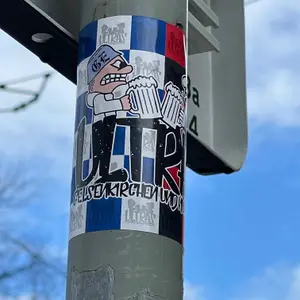 FC Schalke 04 football sticker #3943 found in this city