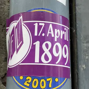 Vfl Osnabrück football sticker #2992 found in this city