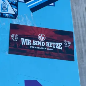 1 FC Kaiserslautern football sticker #4662 found in this city