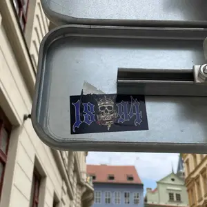 Sticker #1537