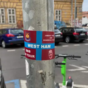 󠁧󠁢󠁥󠁮󠁧󠁿 West Ham United street sticker #2032 -- England football