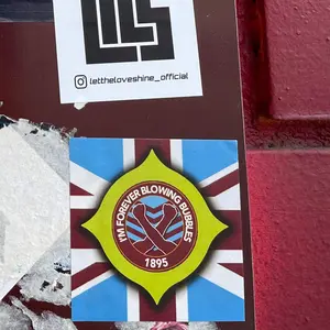 󠁧󠁢󠁥󠁮󠁧󠁿 West Ham United street sticker #2021 -- England football