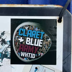 󠁧󠁢󠁥󠁮󠁧󠁿 West Ham United street sticker #2018 -- England football