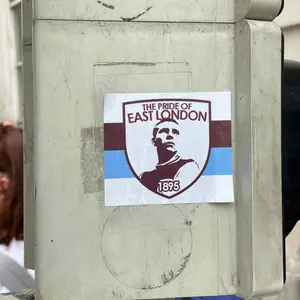 󠁧󠁢󠁥󠁮󠁧󠁿 West Ham United street sticker #2019 -- England football
